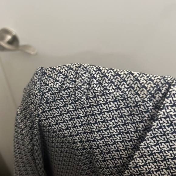 Sean John (Tailored fit) Button up - Picture 4 of 6